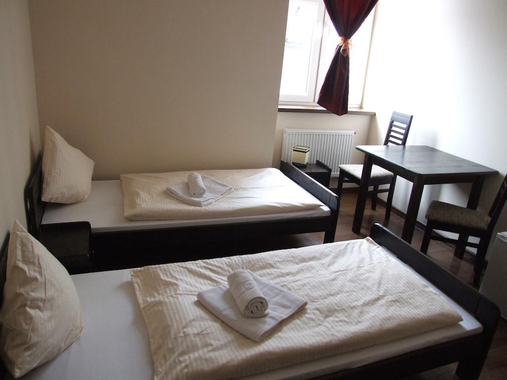 Hotelik Hermes Pieniezno Δωμάτιο φωτογραφία