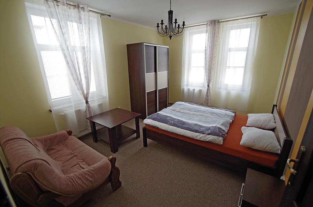 Hotelik Hermes Pieniezno Εξωτερικό φωτογραφία